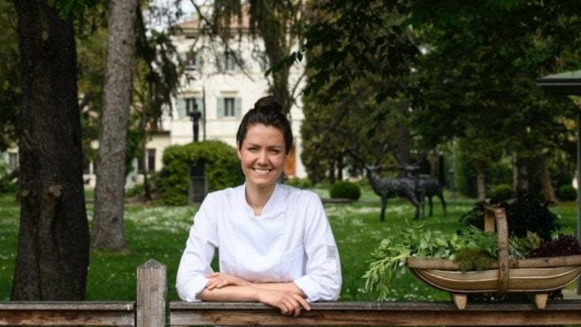 Jessica Rosval ritratta da Stefano Scat&agrave;