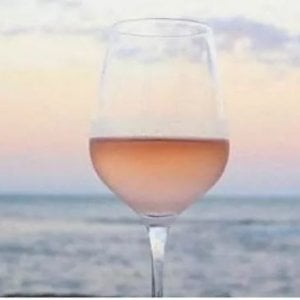 Vini d'estate, 11 bianchi e 11 rosé da provare