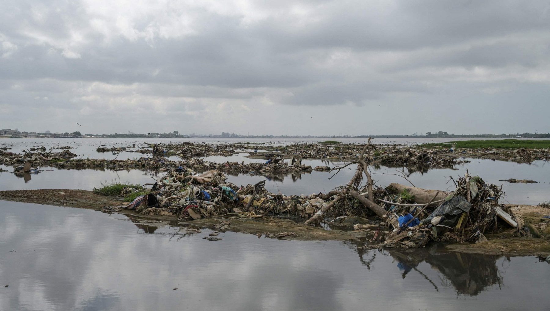 Pollution Can Cause Heart Attacks Even In healthy Coronaries 