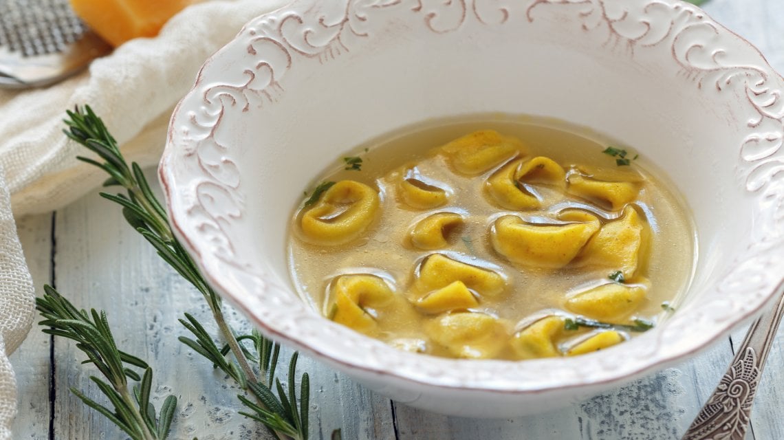 Tortelli in brodo