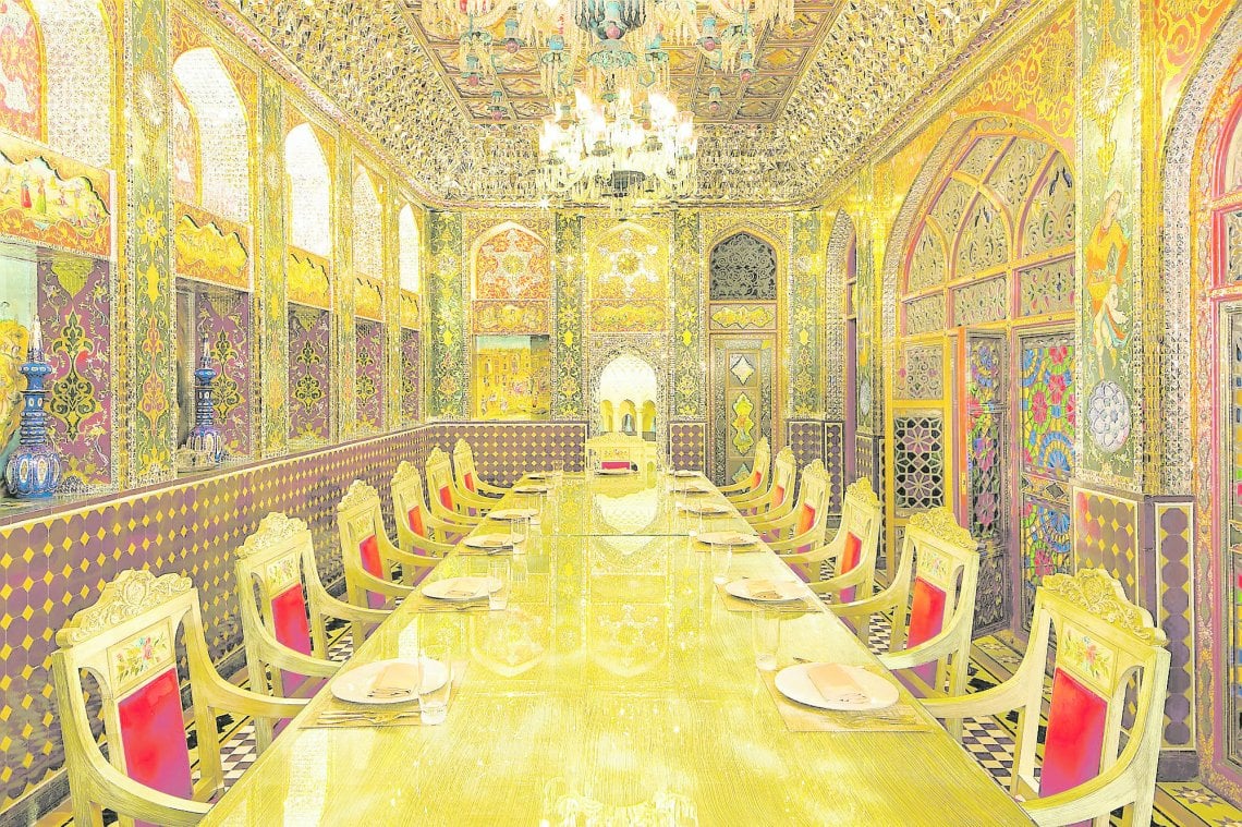 L'eleganza del Parisa Souw Waqif