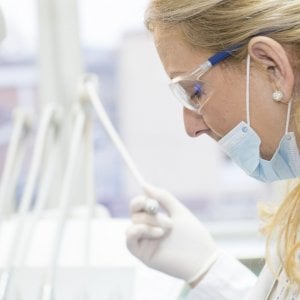 Tumore al seno, la paziente è quella vera (e non quella ideale degli studi)