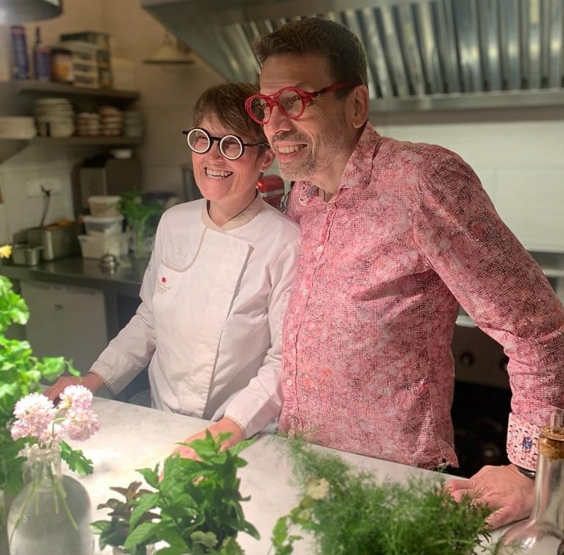 Silvia e Toni, nella cucina a vista dell'Es Tast de na Silvia