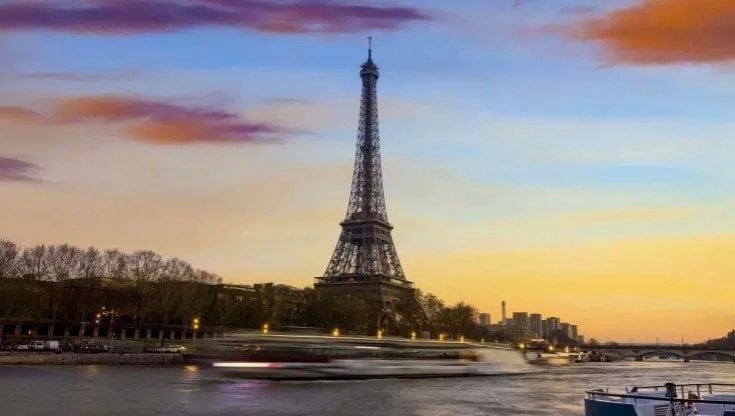 Il fascino maestoso della Tour Eiffel