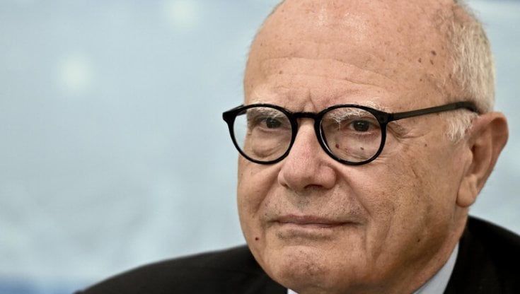 Covid, Galli: "Lo stop all'isolamento non ha basi scientifiche"