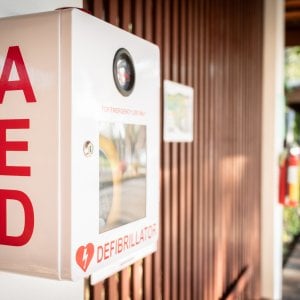 Arresto cardiaco: chiedere agli assistenti vocali cosa fare potrebbe essere una pessima idea