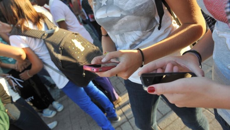 Perché non funziona il parental control automatico sugli smartphone dei minorenni