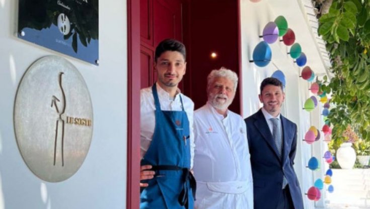 A sinistra il giovane chef Fabrizio Mellino