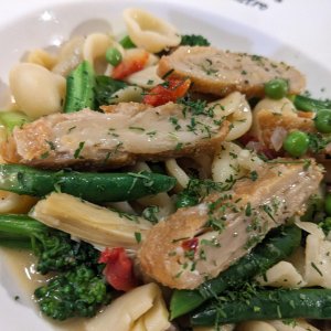 Dagli chef il no alla carne coltivata: "Mangiate cose genuine, stop alle forzature"