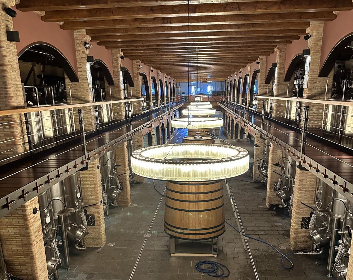 &nbsp;La cantina Stratus