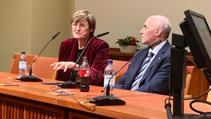 I Nobel Karikò e Weissman: "Dai nostri vaccini anti-Covid le future armi contro il cancro"