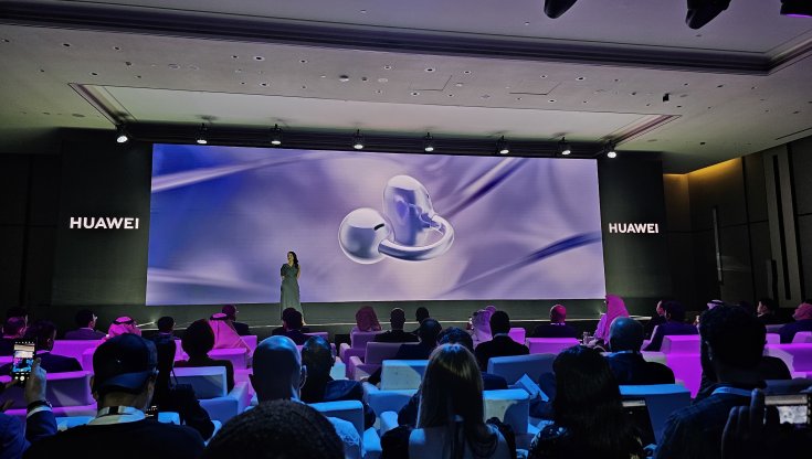Gli auricolari FreeClip presentati da Huawei a Dubai