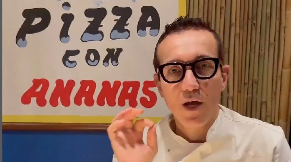 Gino Sorbillo propone la pizza all'ananas