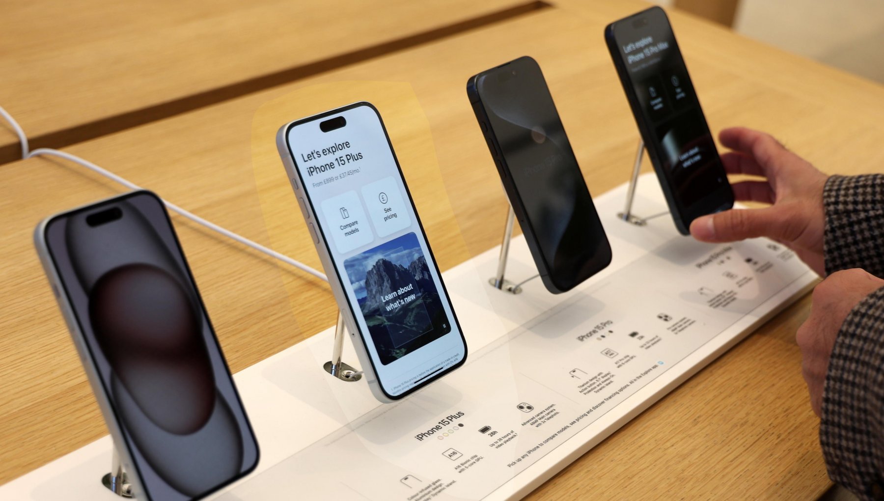 アップルがサムスンを破り、世界最大のスマートフォンメーカーとなる