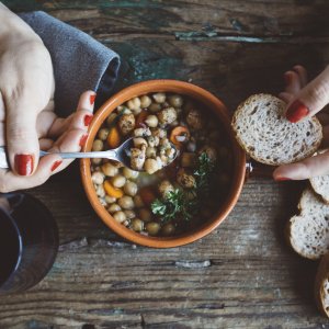 Consumo di proteine vegetali: il segreto per invecchiare in salute