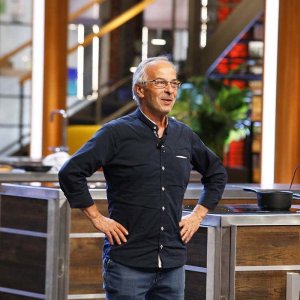 Masterchef, sfida a colpi ingredienti plant-based. La maledizione dell'aglio nero 