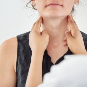 Tumore della tiroide, approvato in Italia un farmaco per le forme più aggressive