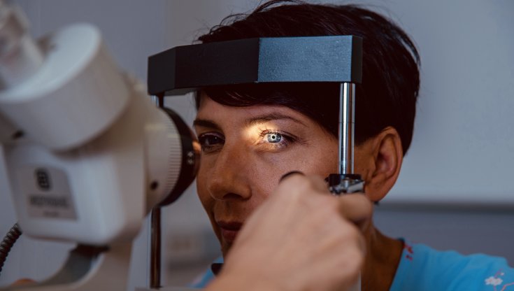 Glaucoma: ci sono alternative ai colliri per abbassare la pressione oculare? 