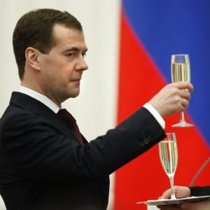 Chianti Classico per Dmitry Medvedev: vino italiano all'amico di Putin, nonostante le sanzioni
