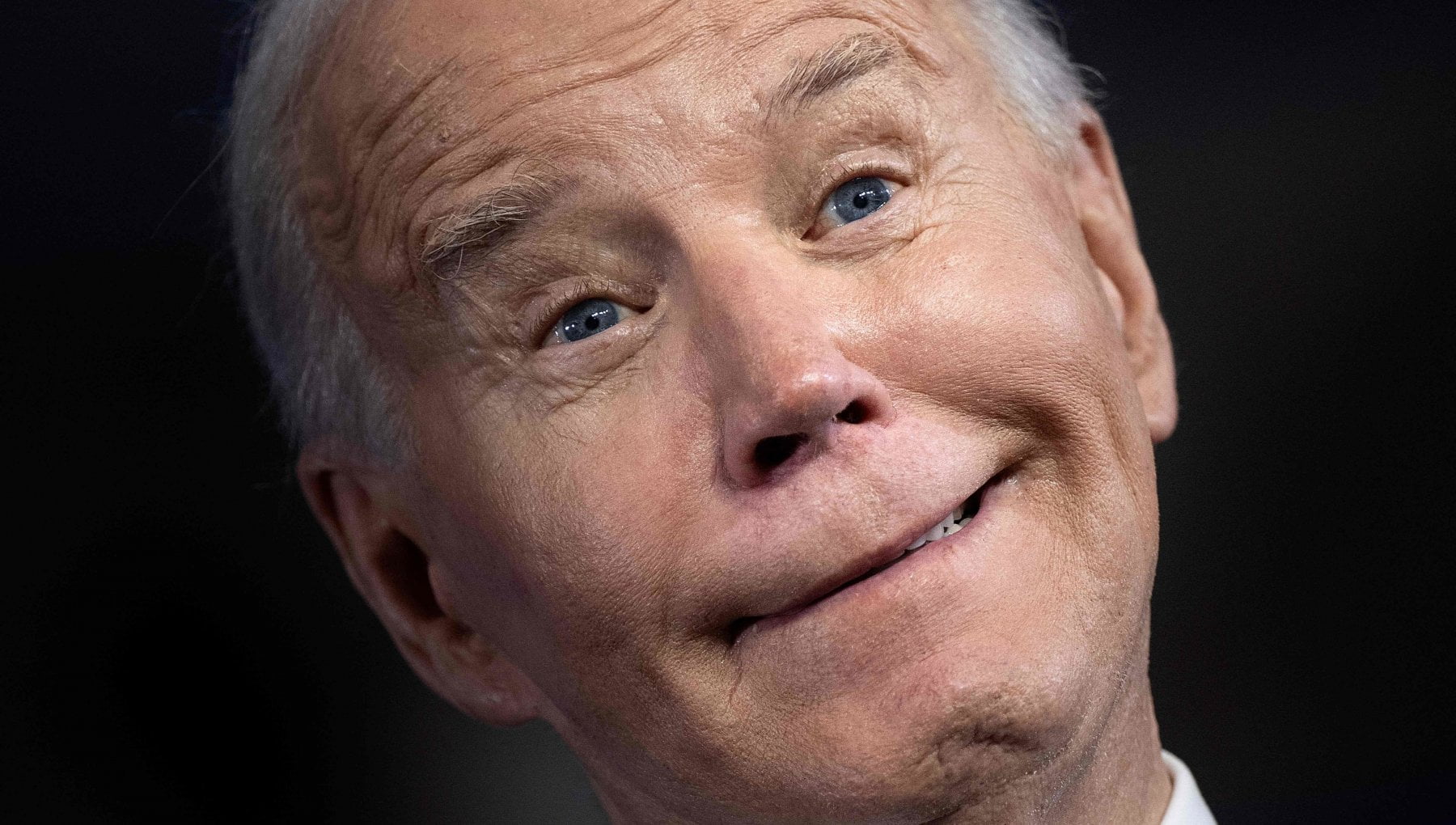 Biden, TikTok'un engellenmesi ve Amerika'nın Çin olma riski