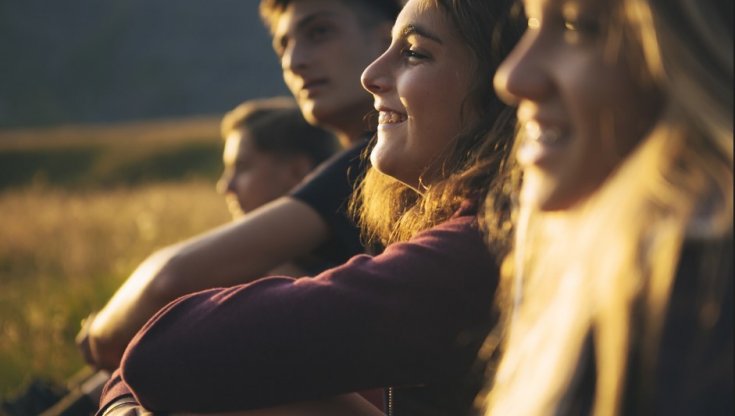 Giovani felici? Saranno adulti più sani