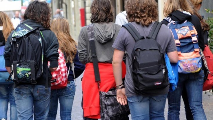 L'isolamento e gli incontri 'sbagliati' aumentano il rischio di disturbi mentali nei giovani