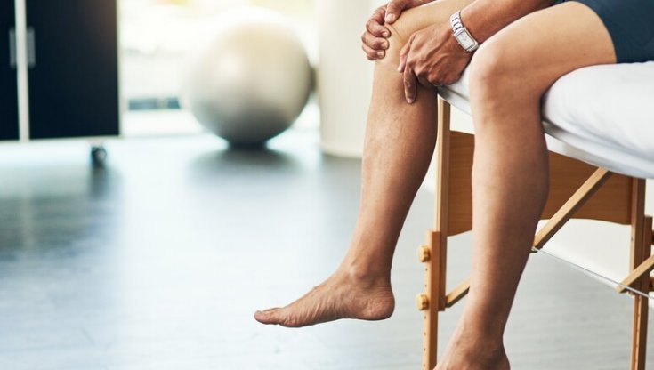 Con caldo perenne, rischio gambe gonfie tutto l’anno. Un aiuto dalla vitamina C