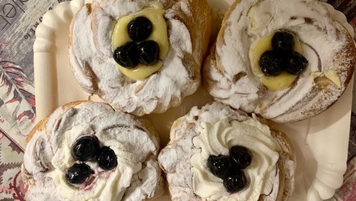 Armani e la zeppola che vive tutto l'anno