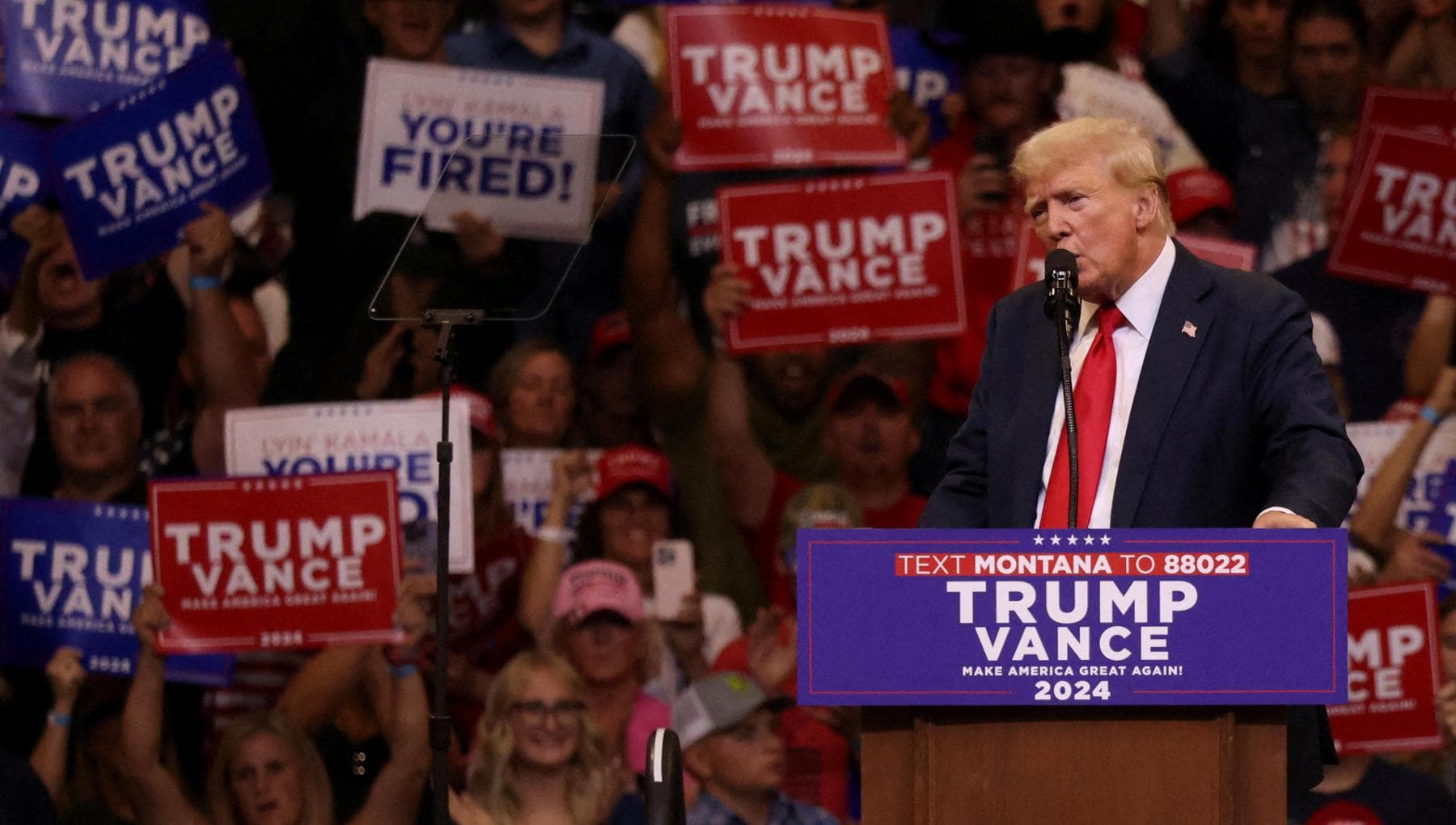 トランプがツイッターに復帰：ほぼ1年ぶりの投稿。そして今夜はマスクとのインタビュー