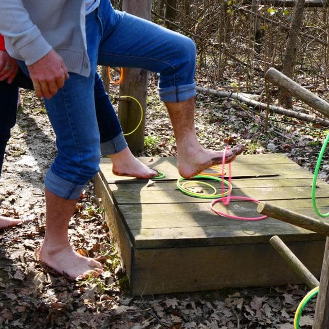 A piedi nudi. Perché dovremmo farlo più spesso