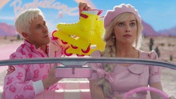 Barbie Botox: i rischi del trattamento per avere un collo da cigno