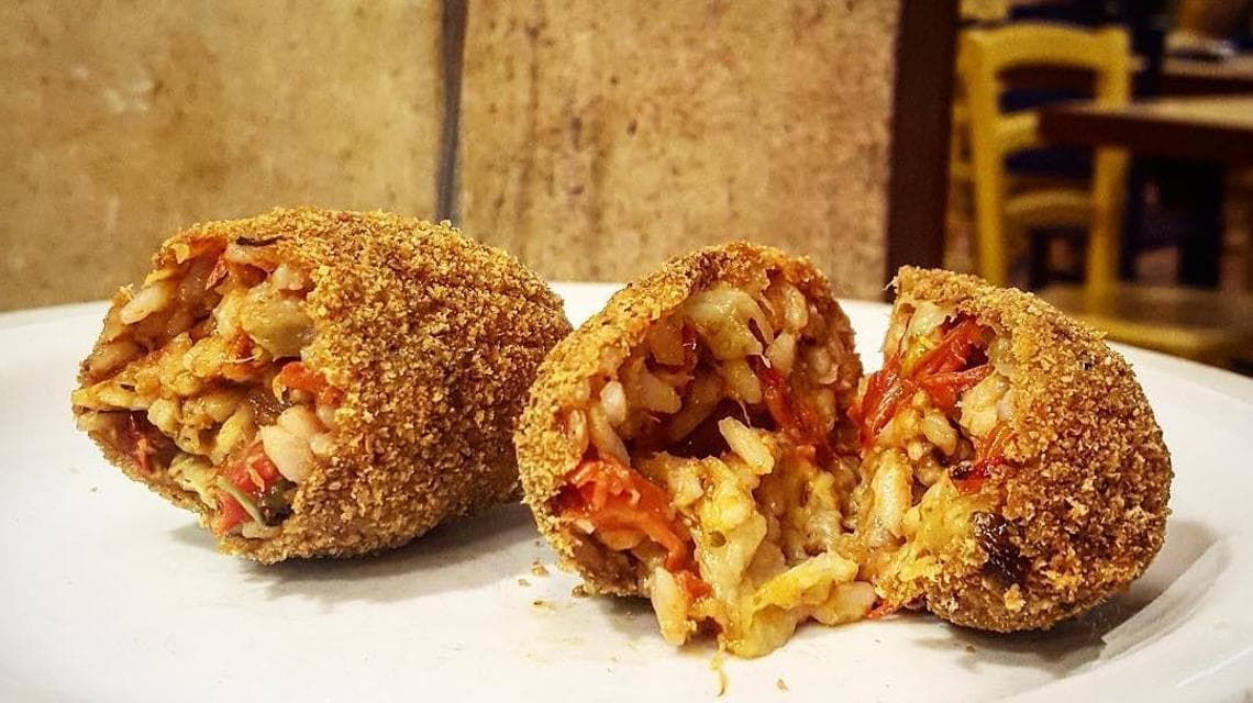La Gatta Mangiona