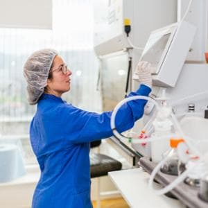 Tumore al seno, mortalità in calo del 6% in 5 anni. Grazie anche alla ricerca italiana
