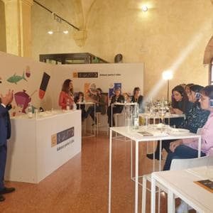 C’è +Gusto a Bologna, pioggia di masterclass per degustare formaggi, olio e vini con i protagonisti dell’enogastronomia