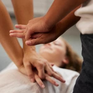 Interventi estetici, i medici sanno affrontare i casi d’emergenza?