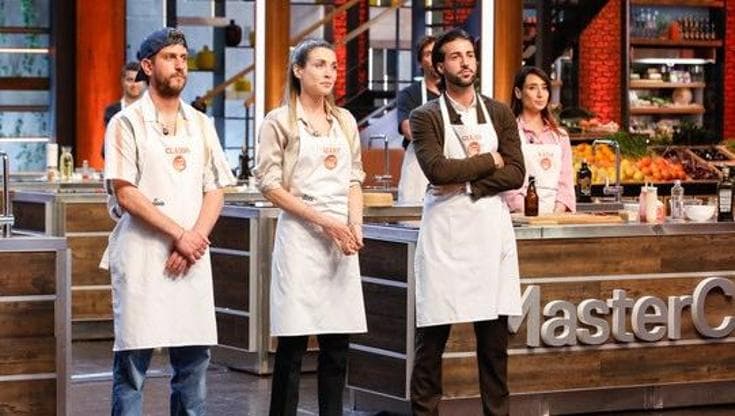 MasterChef 14, Locatelli a Gianni: “La cosa peggiore è la mancanza di un’idea”. Addio al “poeta”