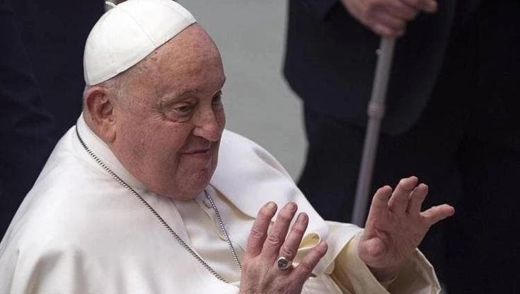 Che cos’è l’infezione polimicrobica che ha colpito Papa Francesco