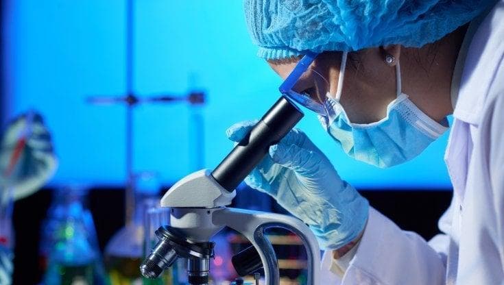 Tumore delle vie biliari, via libera europeo all’immunoterapia