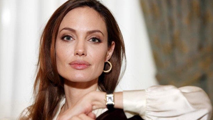 Tumori e mutazioni Jolie, l'appello per una giornata di consapevolezza