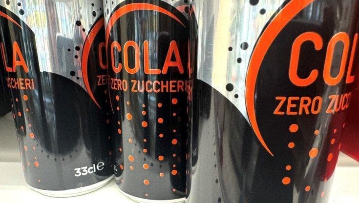 Vade retro zucchero: sugli scaffali è boom per le bevande "zero"