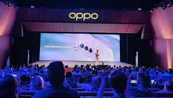 Anche Oppo punta sull'IA: ecco i nuovi smartphone Reno 12 e Reno 12 Pro