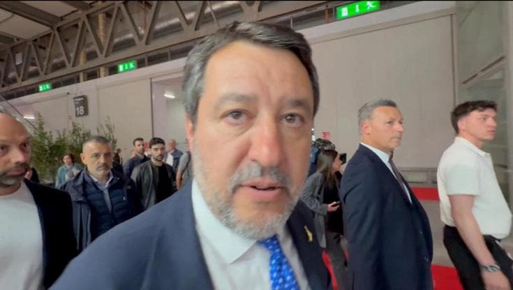 Lite tra turisti israeliani e ristoratrice a Napoli, Salvini: "Chi esclude non è un ristoratore"