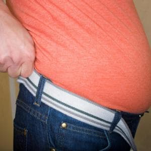 Bel çevresinin boya bölünmesiyle: kalp yetmezliği riskiyle karşı karşıya kalırsınız (sadece bu da değil)