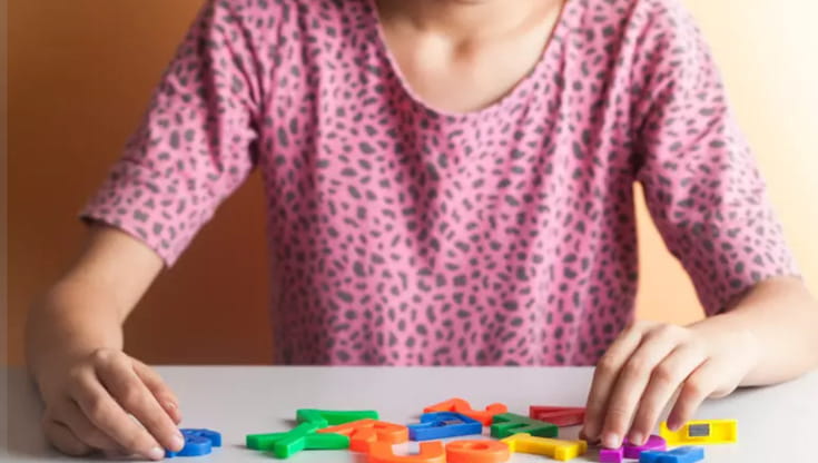 Autismo, 10 campanelli d’allarme per riconoscere un disturbo nei bambini