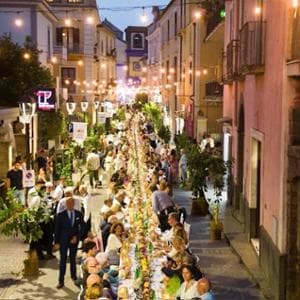A Massa Lubrense la grande cena dove gli chef stellati cucinano a fianco delle trattorie