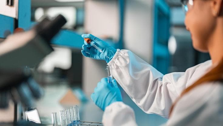 Tumori, l’immunoterapia sotto pelle