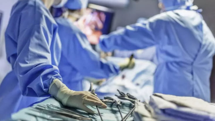 Ricostruita l'uretra a un adolescente, è la prima volta