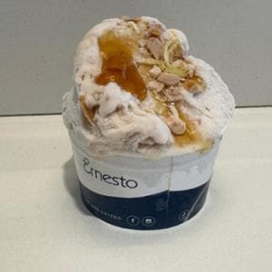 Dal sorbetto di bollito misto al ChatGPT, ecco i 10 gusti di gelato da provare quest’estate