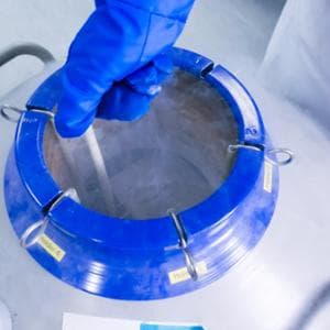 Anneliği ertelemek: Puglia'da anne olmayı seçen kadınlara katkı 