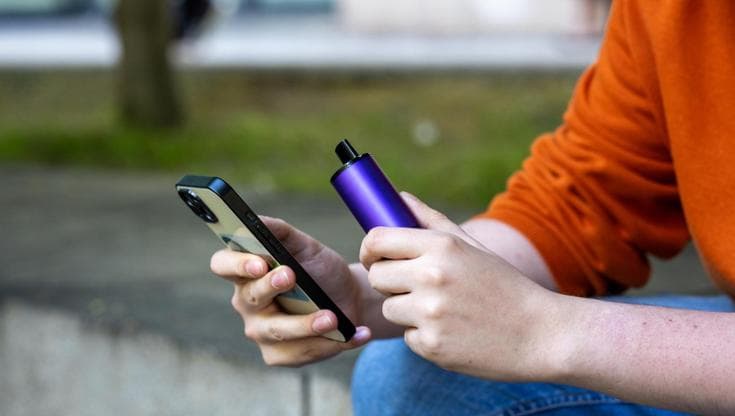 Tabacco, svapo sotto accusa. Oms: “Un cavallo di Troia che crea dipendenza nei giovani”